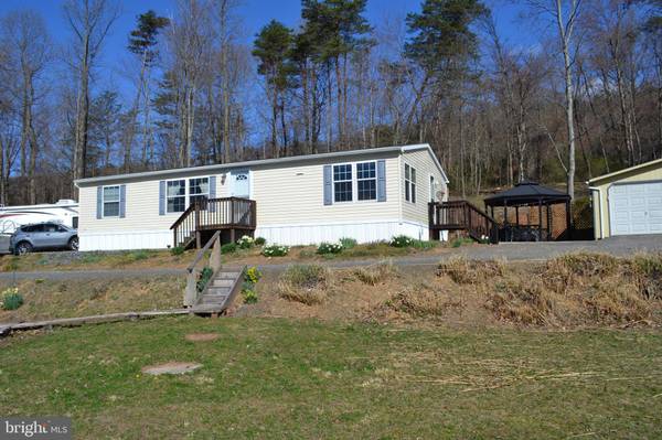 262 MAHANOY VALLEY RD, Duncannon, PA 17020