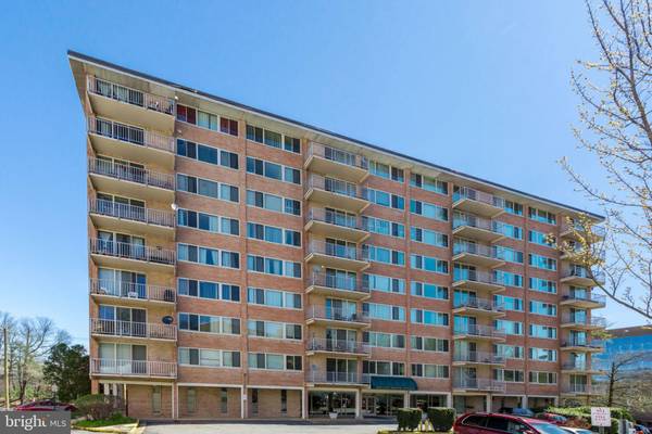 4520 KING ST #604, Alexandria, VA 22302