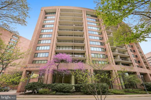 1805 CRYSTAL DR #504S, Arlington, VA 22202