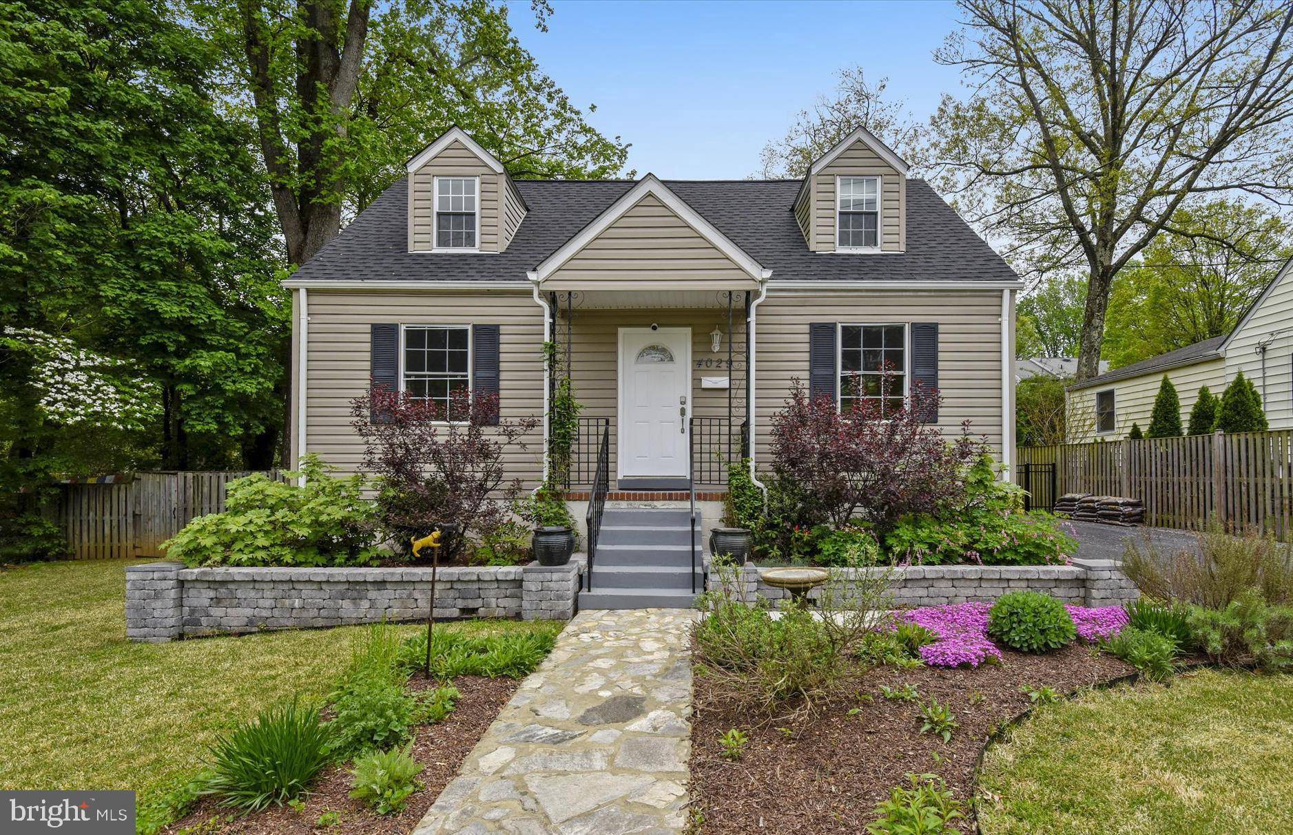 4029 WOODLAND DR, Fairfax, VA 22030