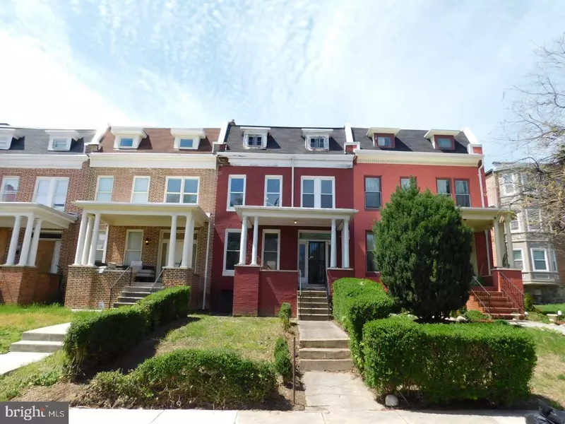 2432 LINDEN AVE, Baltimore, MD 21217