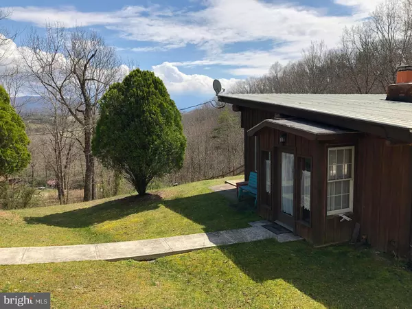 Luray, VA 22835,173 GRAND VIEW DR