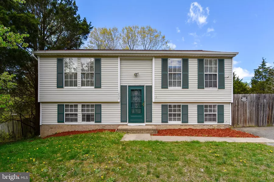 10936 HUNTINGTON WOODS CIR, Fredericksburg, VA 22407