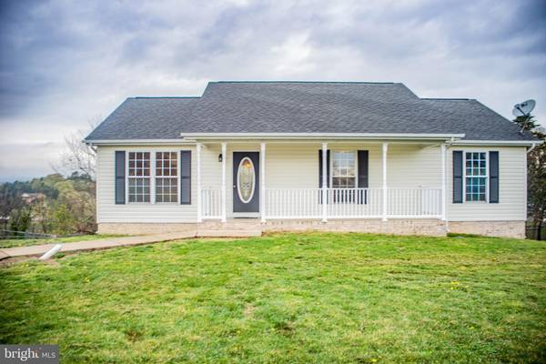 985 DEVINE DR, Strasburg, VA 22657