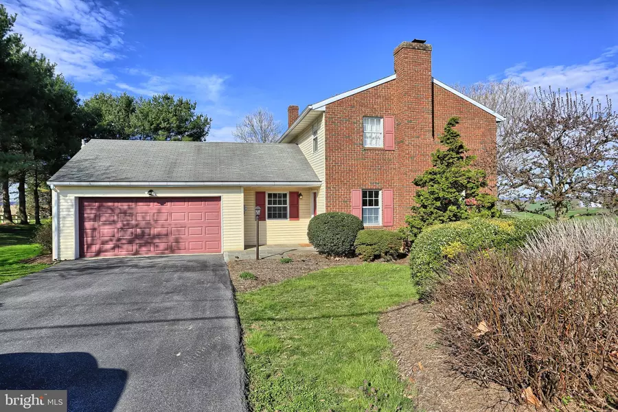 3324 HOSTETTER RD, Washington Boro, PA 17582