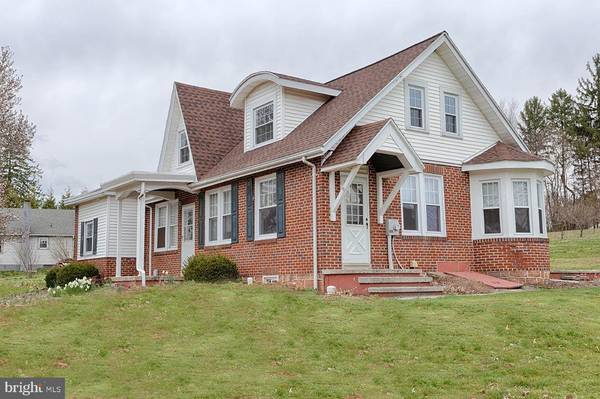 321 VINEMONT RD, Reinholds, PA 17569