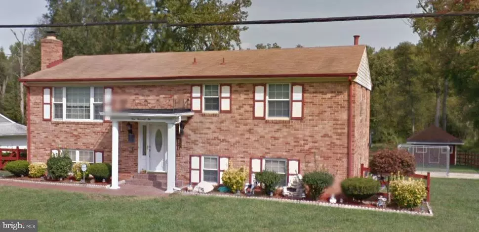 9002 HOLLY AVE, Waldorf, MD 20601