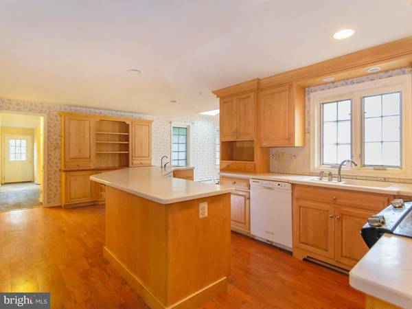 Doylestown, PA 18901,136 PEBBLE WOODS DR