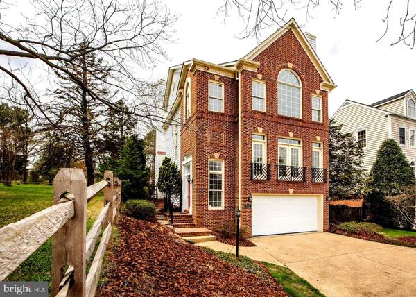 1628 GREAT FALLS ST, Mclean, VA 22101