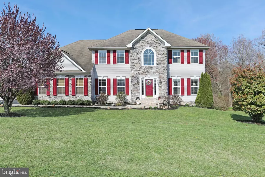 115 DREWERY LANE, Falling Waters, WV 25419