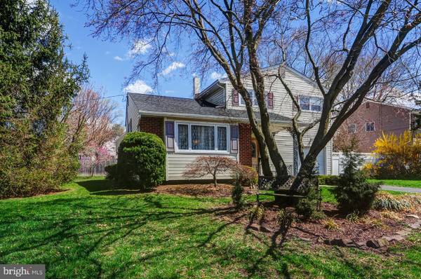 268 SHERWOOD AVE, Hamilton, NJ 08619