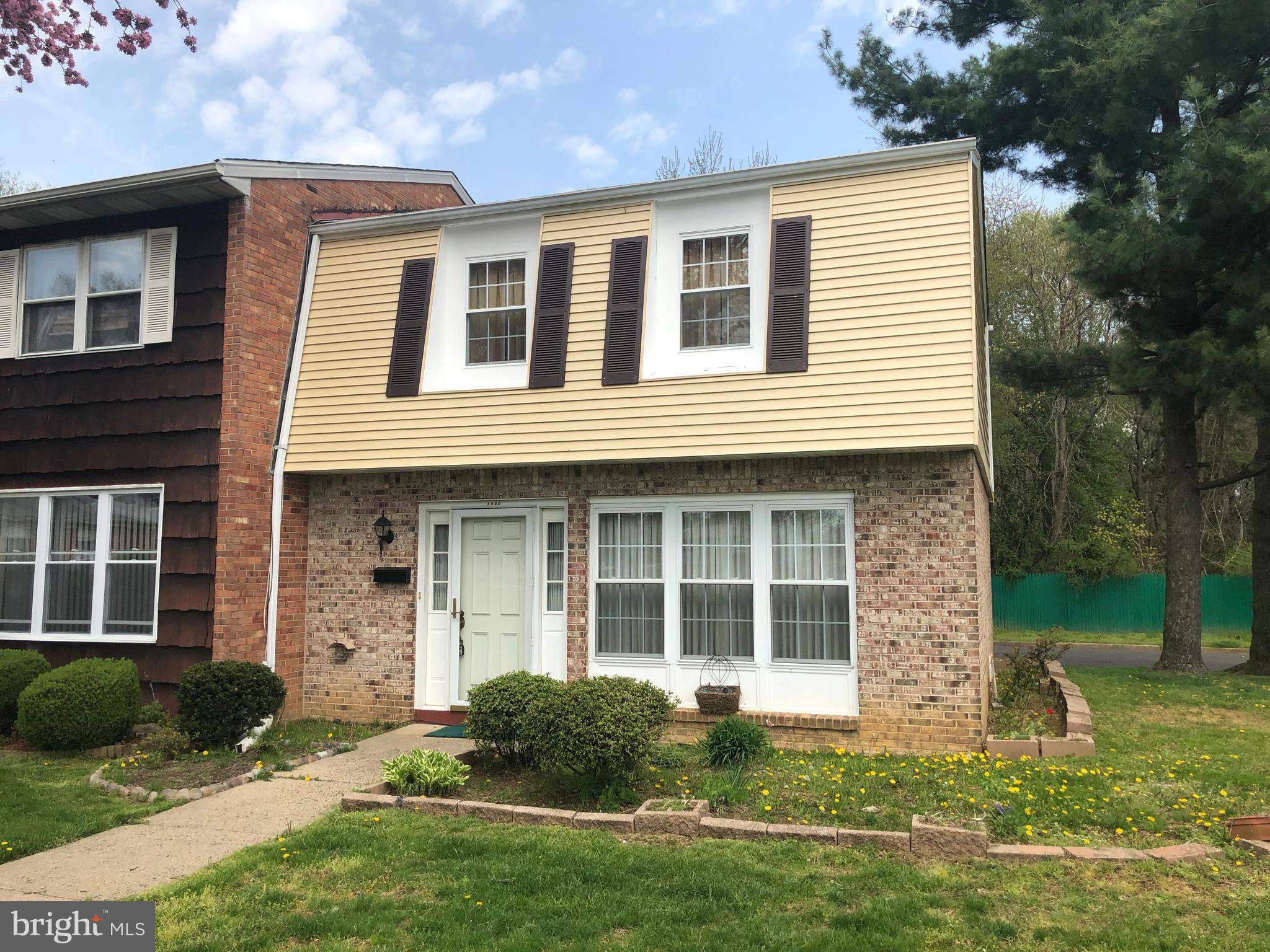 1900 MYRTLE DR, Bensalem, PA 19020
