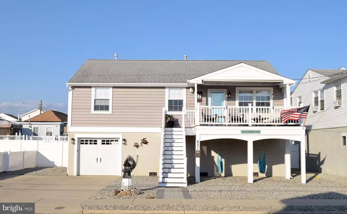 West Wildwood, NJ 08260,621 W PINE AVE