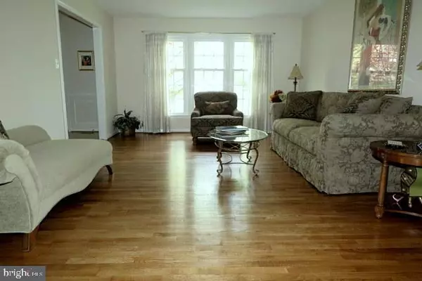 Potomac, MD 20854,9444 REACH RD
