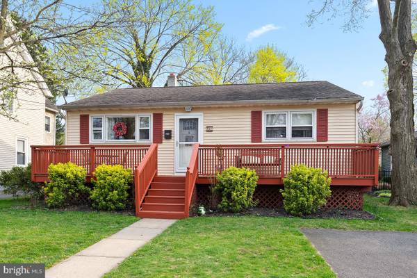 157 2ND AVE, Hightstown, NJ 08520