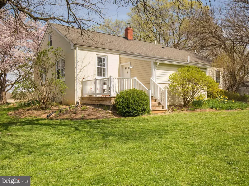 48 TROUGH RD, Shepherdstown, WV 25443