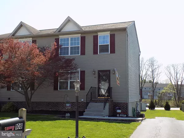 108 RUEL AVE, Hanover, PA 17331