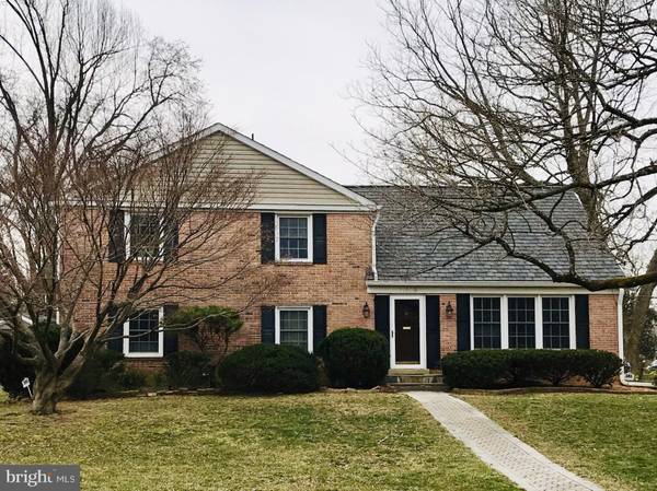 11906 SMOKETREE RD, Potomac, MD 20854