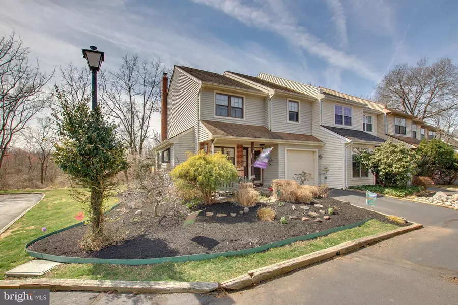 11 E RIDGE MEWS, Newtown, PA 18940