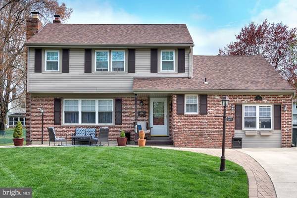 207 VALLEY FORGE RD, Cinnaminson, NJ 08077