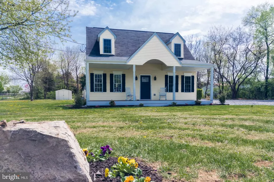 305 FEGAN RD, Bunker Hill, WV 25413