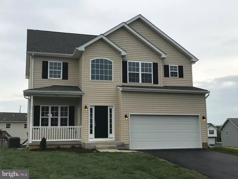 64 SHUYKILL DR, Martinsburg, WV 25403