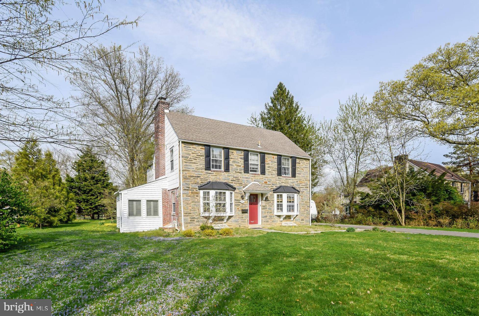 Wallingford, PA 19086,412 HAWTHORNE RD