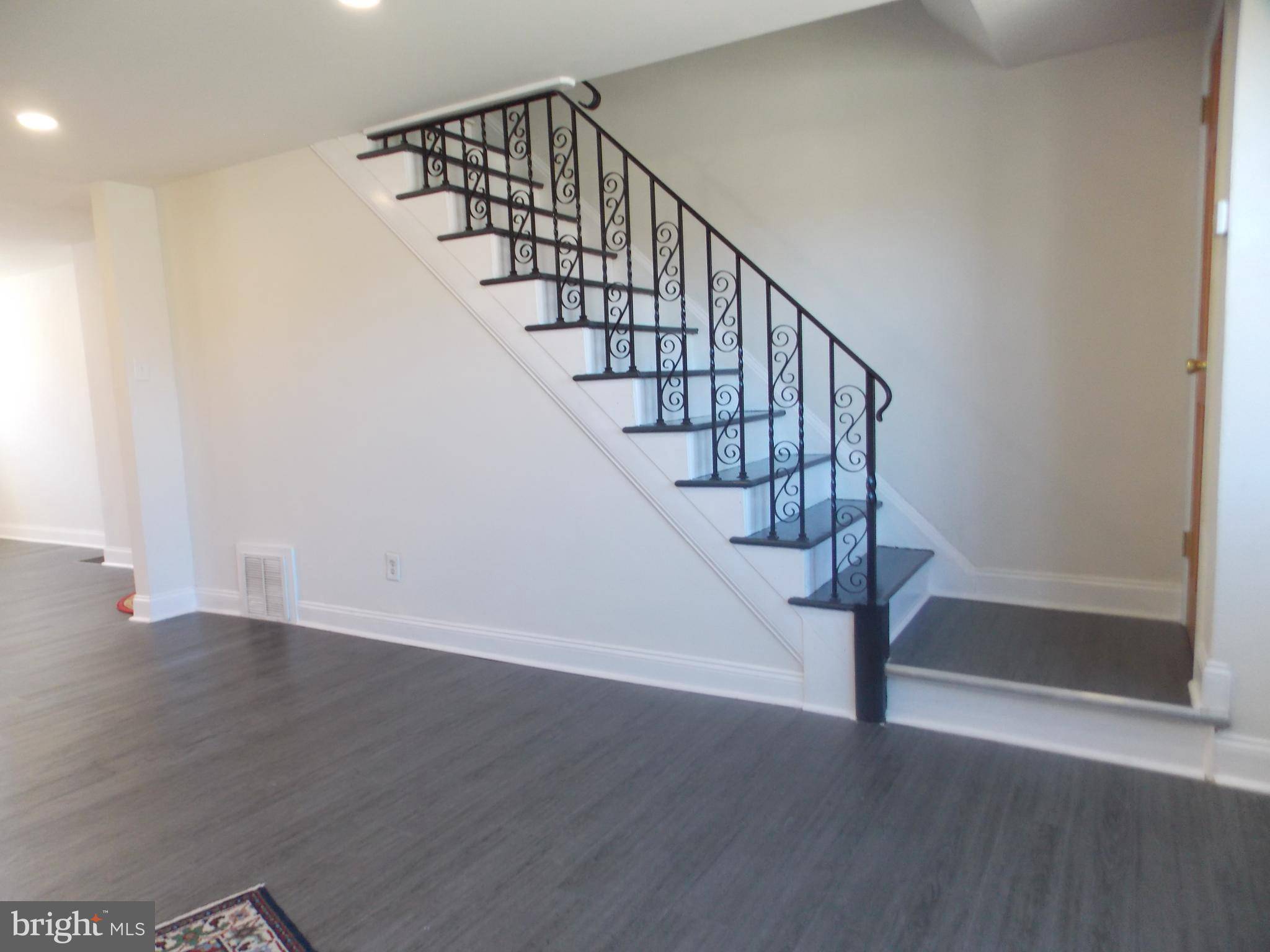 Clifton Heights, PA 19018,108 ACADEMY RD