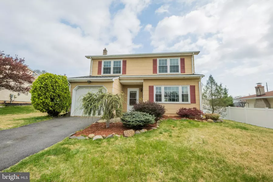 8 ANGELIQUE, Hamilton, NJ 08619