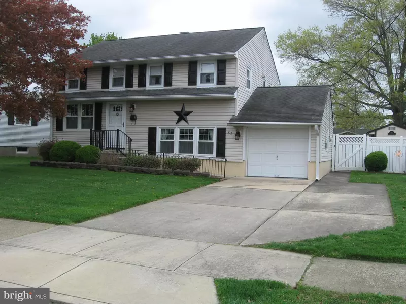 83 ENGLEWOOD BLVD, Hamilton, NJ 08610