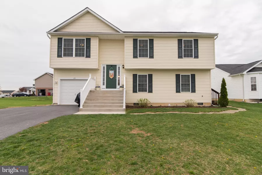 29 GODBY, Martinsburg, WV 25404