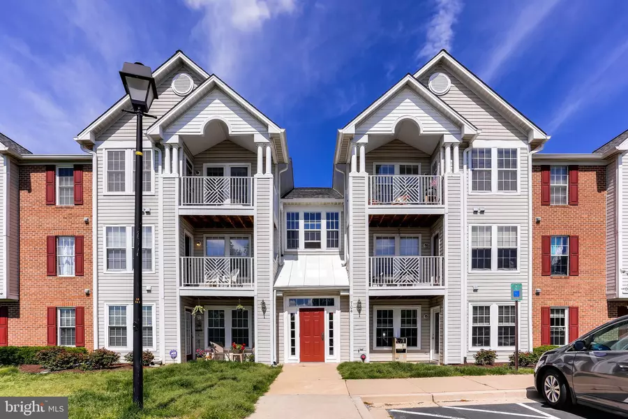 704 ORCHARD OVERLOOK #301, Odenton, MD 21113