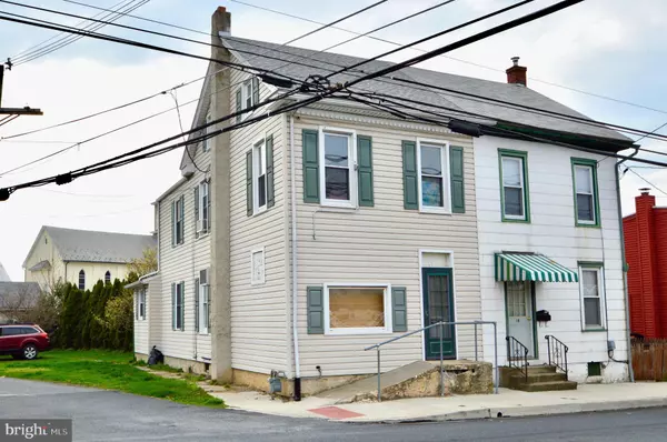 16 N FRANKLIN ST, Fleetwood, PA 19522