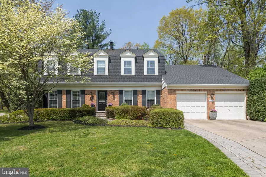 6795 SURREYWOOD LN, Bethesda, MD 20817