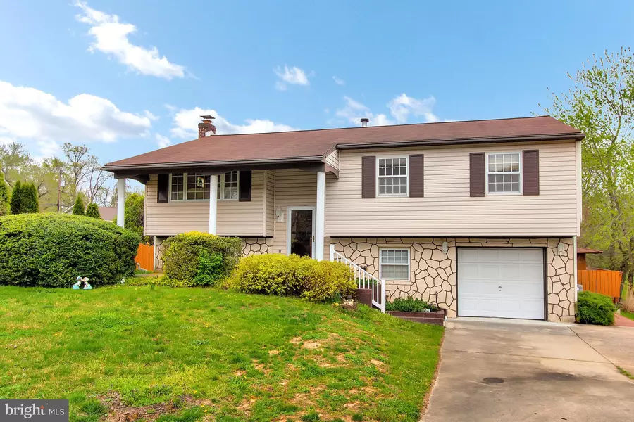 2400 W COLONIAL DR, Boothwyn, PA 19061