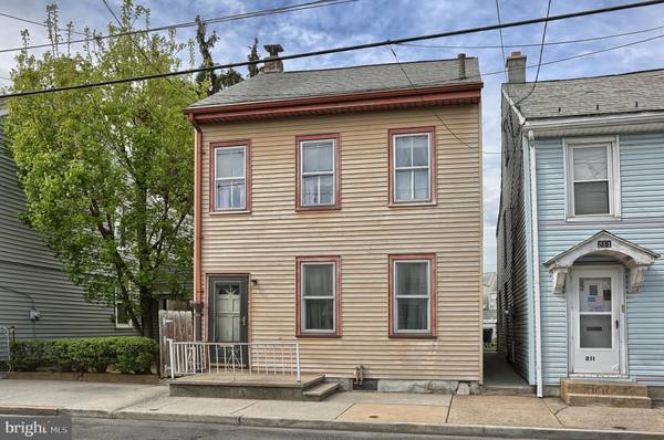 213 MIFFLIN ST, Lebanon, PA 17046