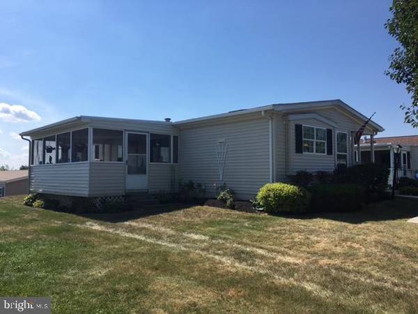 23 E WOODBINE CT E, Harleysville, PA 19438