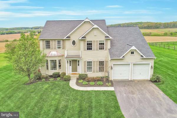 7917 PLEASANT VALLEY RD, Stewartstown, PA 17363