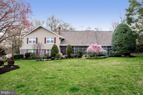 319 FAWN HILL LN, Narberth, PA 19072