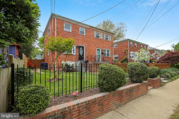 2406 BURKE AVE, Alexandria, VA 22301