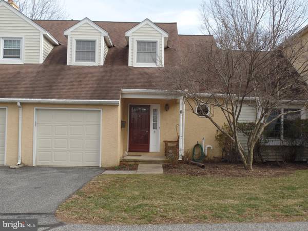 9 HUNTERS RUN, Newtown Square, PA 19073