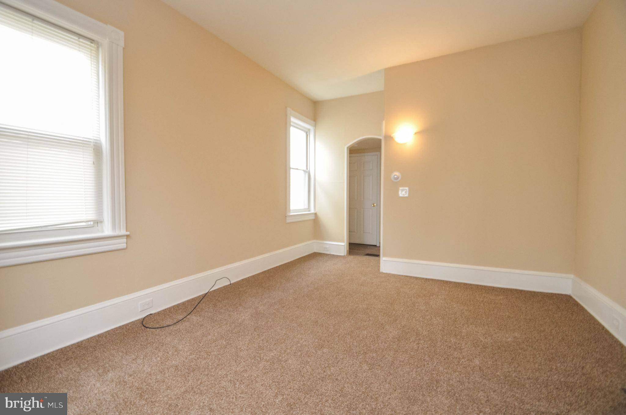 Easton, PA 18042,2138 FREEMANSBURG AVE