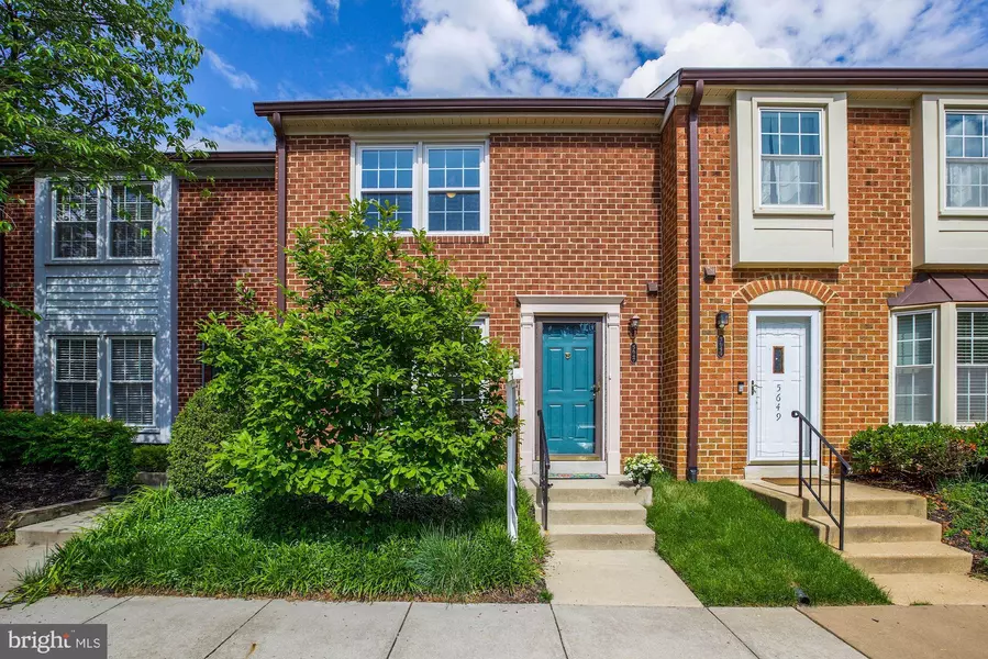 5647 INDEPENDENCE CIR, Alexandria, VA 22312