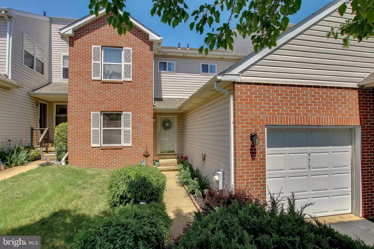 Bensalem, PA 19020,575 S MOUNT VERNON CIR