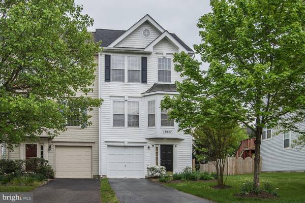 12047 COUNTRY MILL DR, Bristow, VA 20136