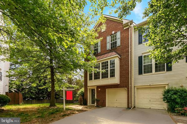 8288 JAKE PL, Alexandria, VA 22309