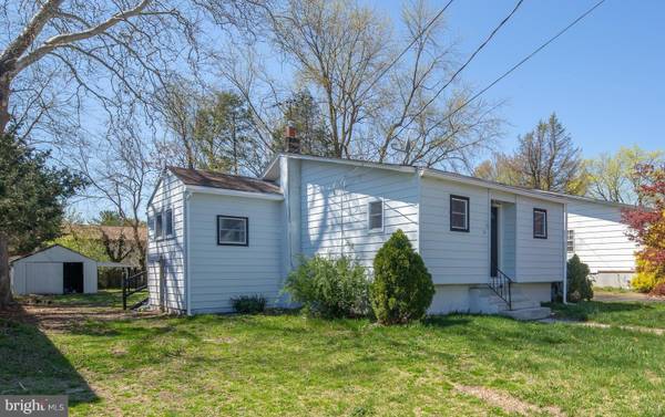 31 WILSON RD, Clementon, NJ 08021