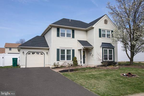 7 ERIN DR, Fairless Hills, PA 19030