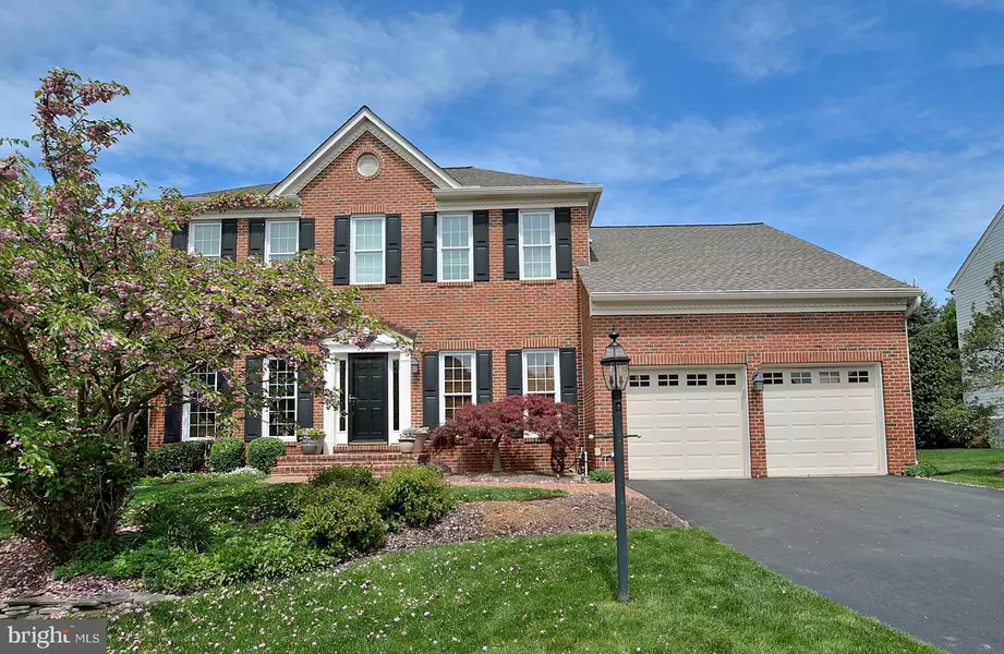 43216 LINDSAY MARIE DR, Ashburn, VA 20147