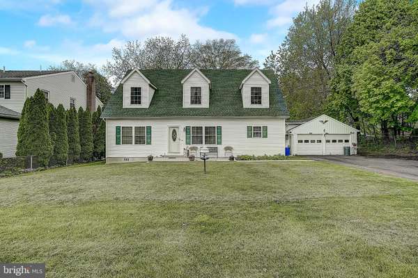 23 N PENN ST, Hatboro, PA 19040